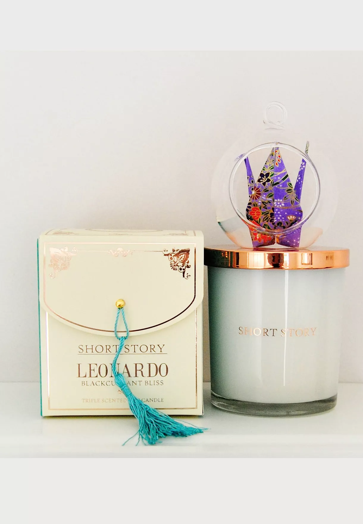 Short Story Candle Leonardo - Blackcurrant