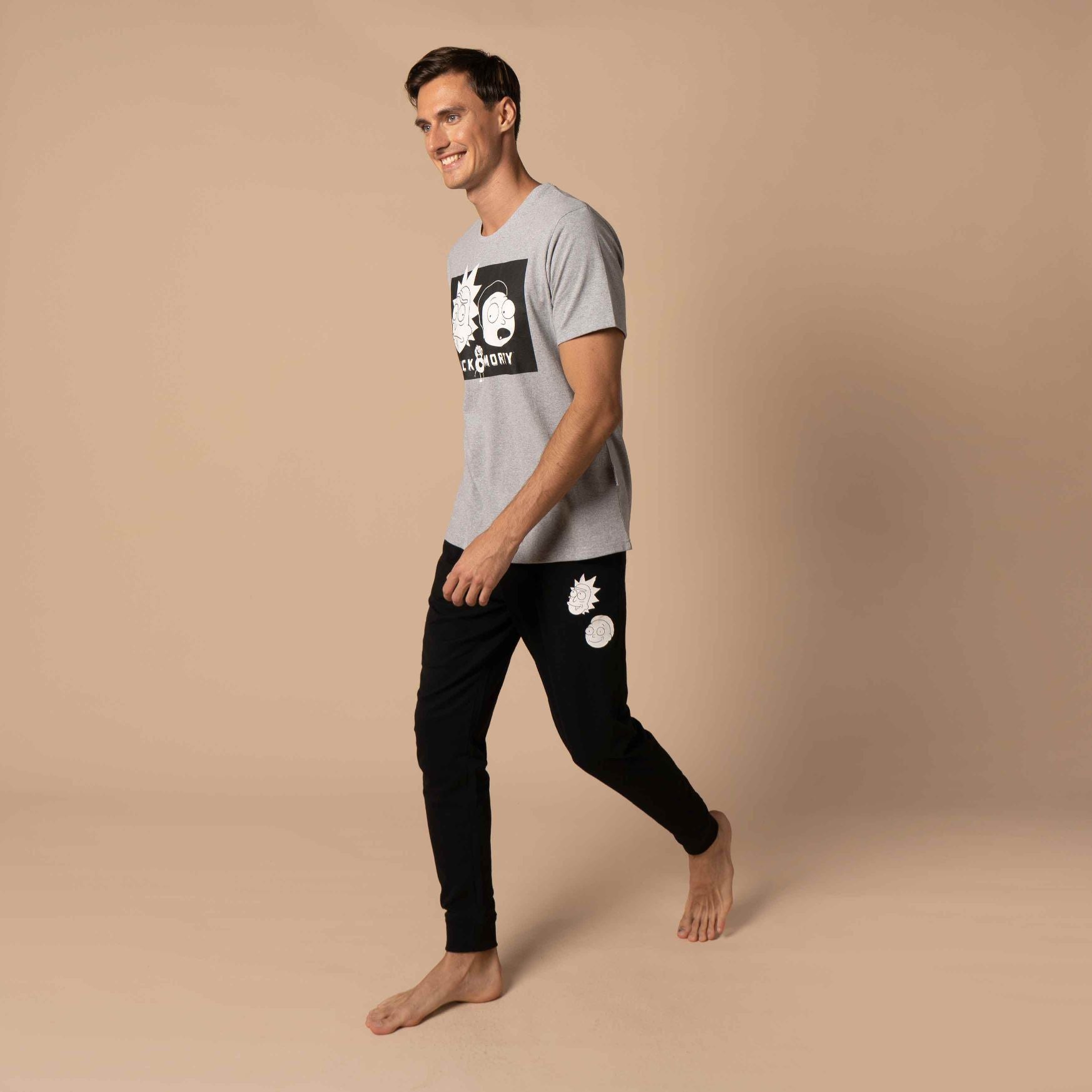 Rick and Morty Pluizige fleece pyjama met capuchon voor volwassenen - loungewear M-3XL, cadeaus voor mannen, Groen/Zwart, XL Rick and Morty Pluizige fleece pyjama met capuchon voor volwassenen - loungewear M-3XL, cadeaus voor mannen, Groen/Zwart, XL